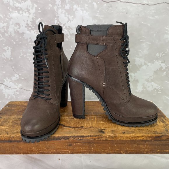 Dolce Vita Daytona Booties 7 NWOB - Picture 1 of 10